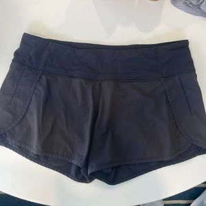 Black Lulu Lemon shorts